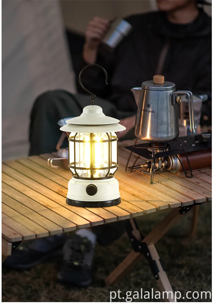 Lanterna de LED portátil para acampar com design retrô e bateria recarregável